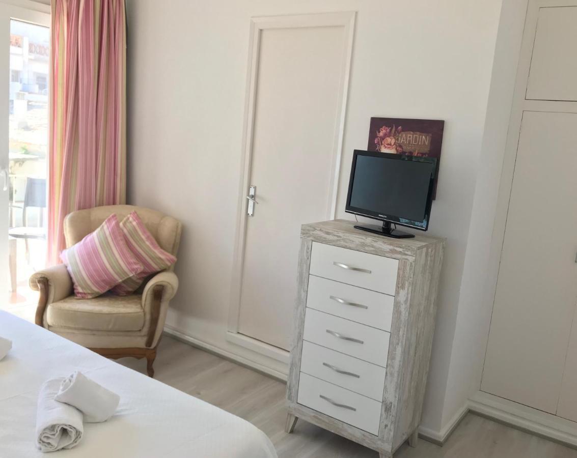 Hostal La Llagosta Лафранч Экстерьер фото